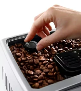 Einstellen des Mahlwerks der Kaffeemaschine