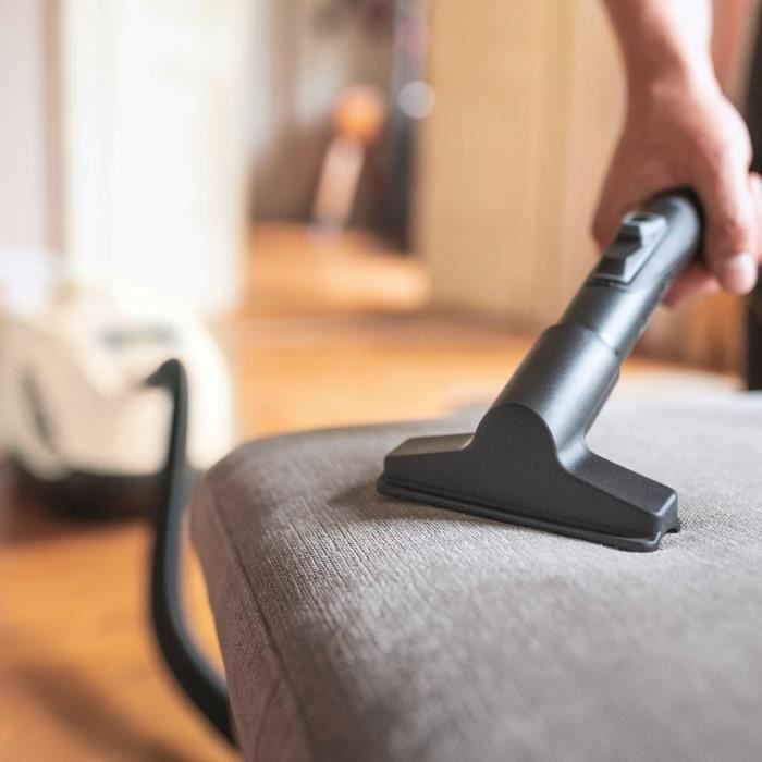 NEUER KARCHER DS 6 PLUS — Beutelloser Staubsauger mit Wasserfilter und Zubehör — Weist 99,95% der staubfreien Luft ab