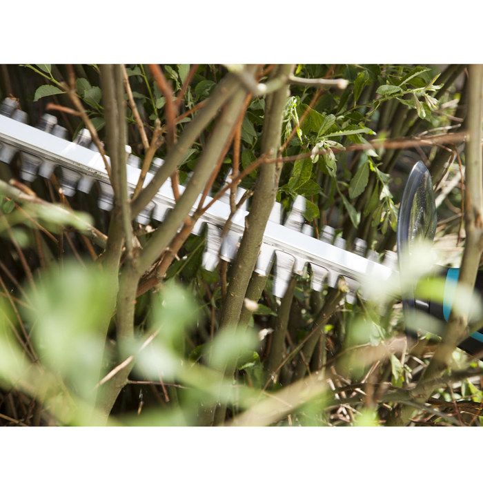 GARDENA PowerCut 700/65 700 W 9835-20 Elektro-Heckenschere