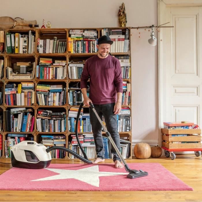 NEUER KARCHER DS 6 PLUS — Beutelloser Staubsauger mit Wasserfilter und Zubehör — Weist 99,95% der staubfreien Luft ab