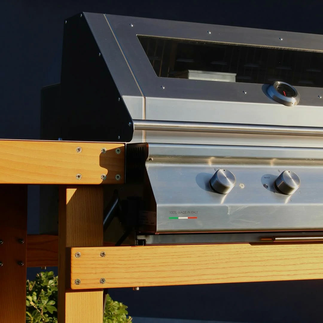 Fry Top 750 Basic Gasgrill auf der Arbeitsplatte mit 4 Brennern, runder Grill