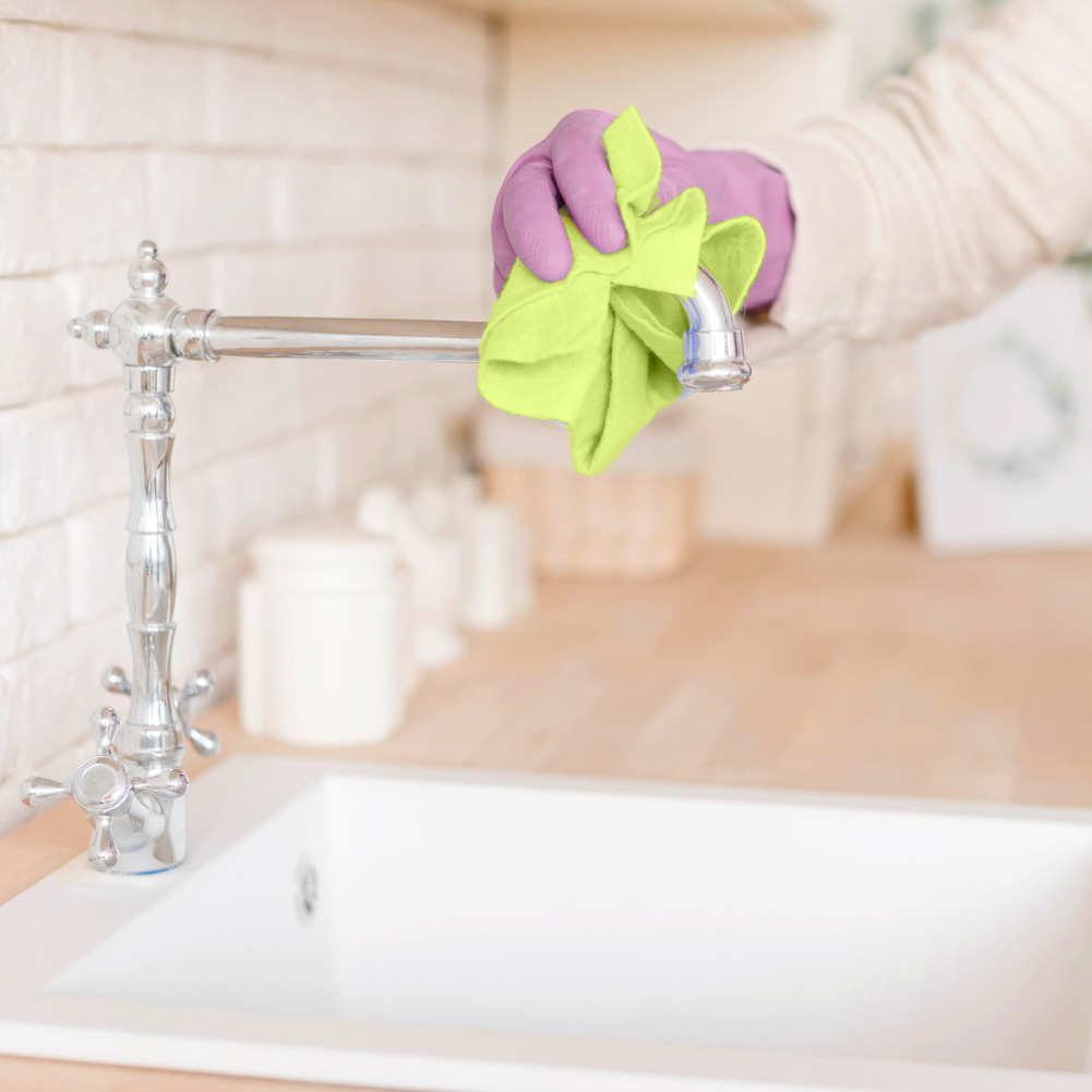 Scharlafarbenes Mehrzweck-Entfettungs- und Kalkschutztuch