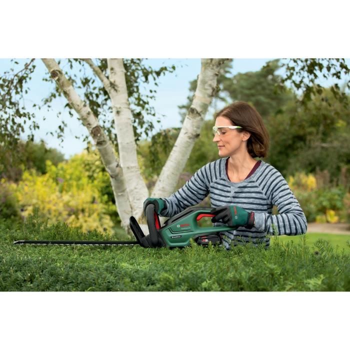 Bosch UniversalHedge Cut 18-55 Akku-Heckenschere ohne Akku