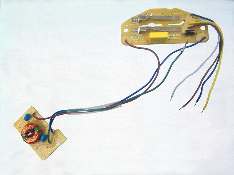 HAUPT- UND STROMLEITERPLATTENBESTÜCKUNG
