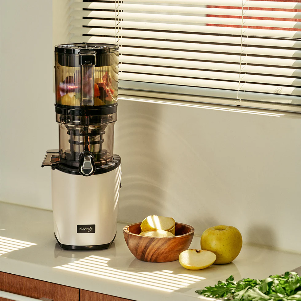 Kuvings AUTO8 Hands-Free Slow Juicer Weißer Extraktor