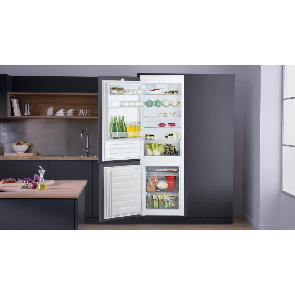 Hotpoint BCB 7030 D S2 Einbau-Kombi-Kühlschrank