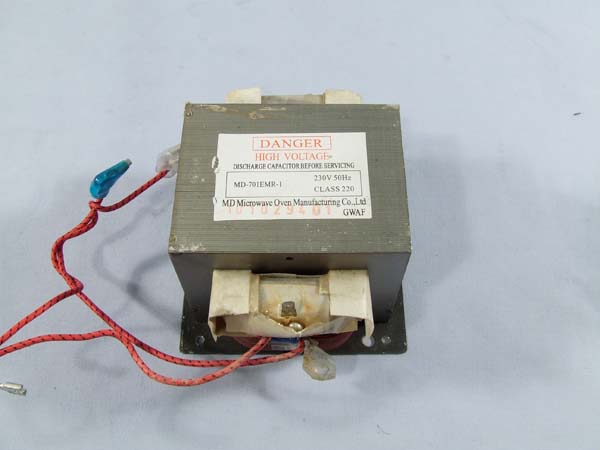 TRANSFORMATOR (HOCHSPANNUNG)