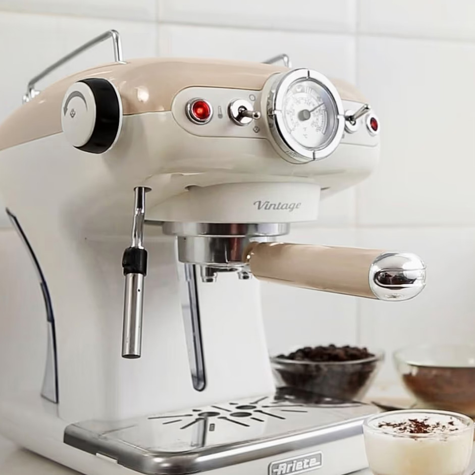 Siebträger-Kaffeemaschine