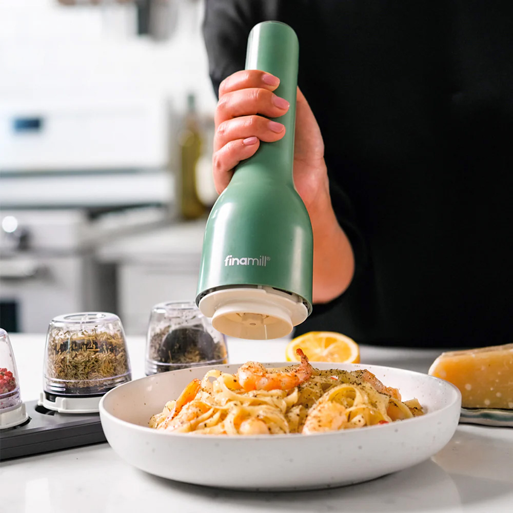 Finamill Sage batteriebetriebene elektrische Gewürzmühle mit 2 Behältern