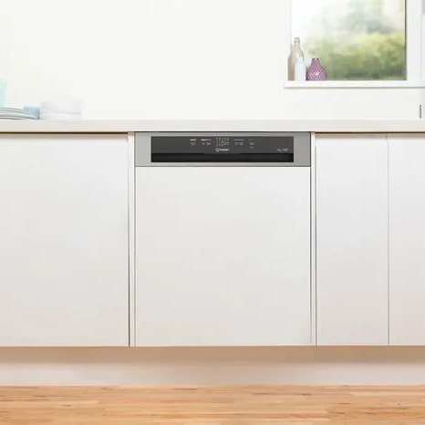 Einbau-Geschirrspüler mit Frontplatte 60 cm Indesit I3B L634 X