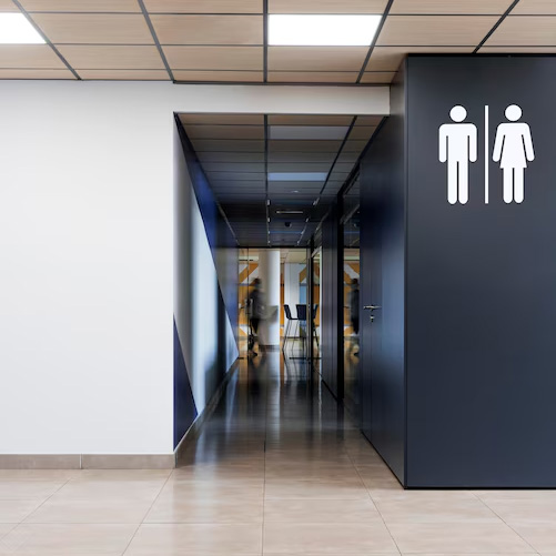 Palette mit 144 Packungen Paperblu 8-Rollen-Toilettenpapier aus reiner Zellulose